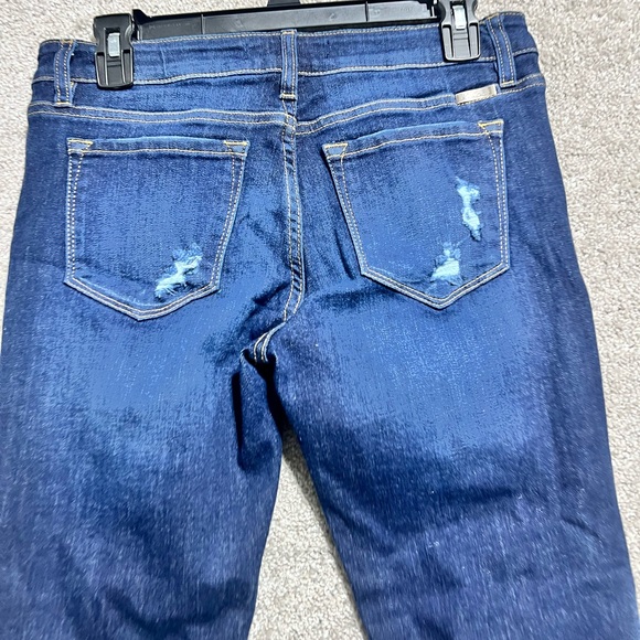Kancan Woman’s Dark Wash Skinny Stretch Distressed Denim Jeans Size 9/29 - Picture 8 of 9